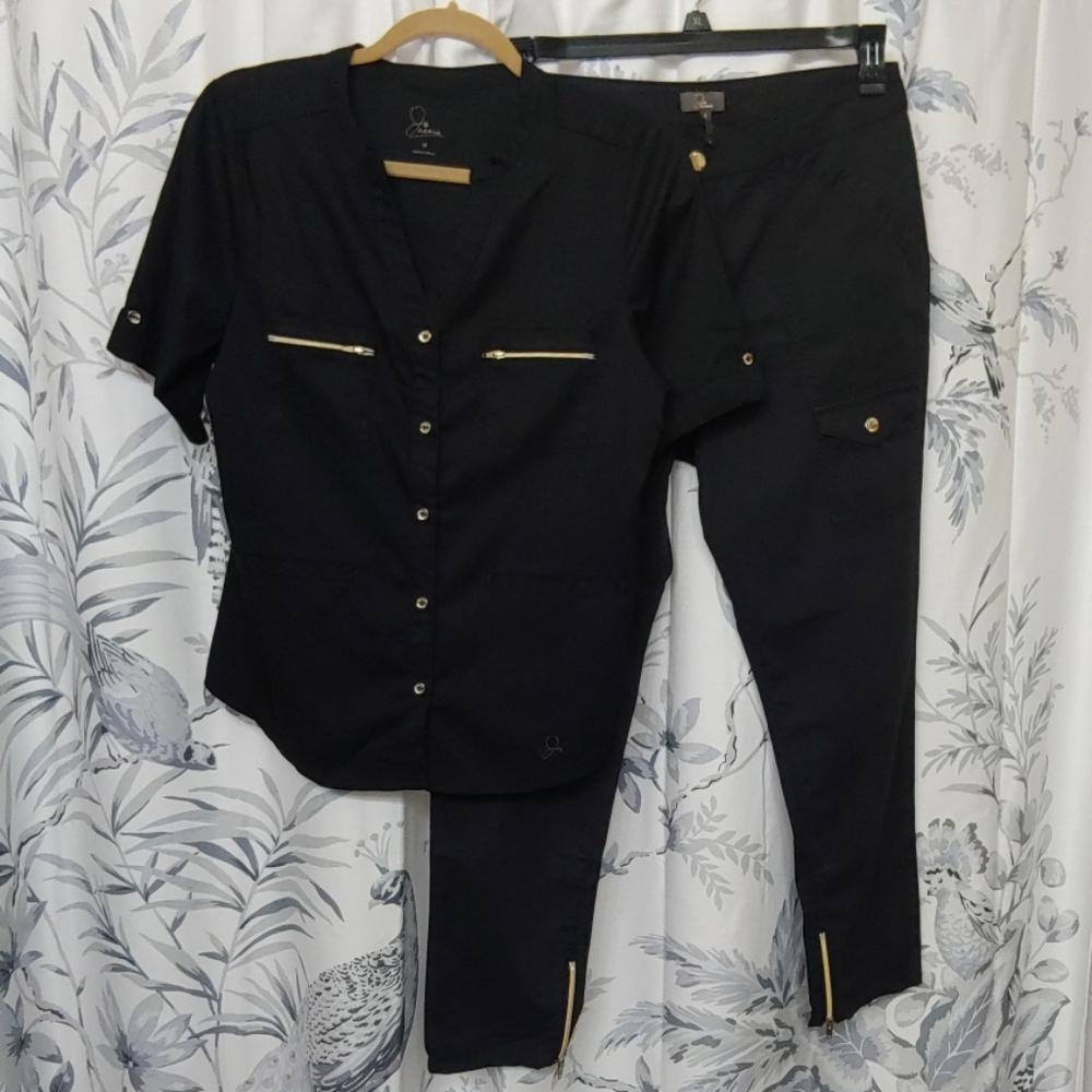 Jaanuu Black Scrub set Medium